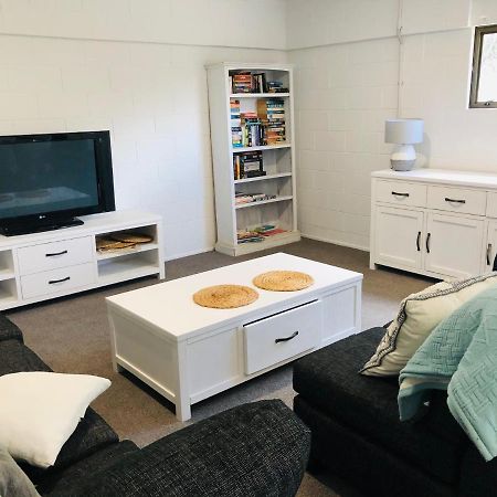 Waikaraka Beach, Spacious & Very Comfortable Whangarei Heads 外观 照片